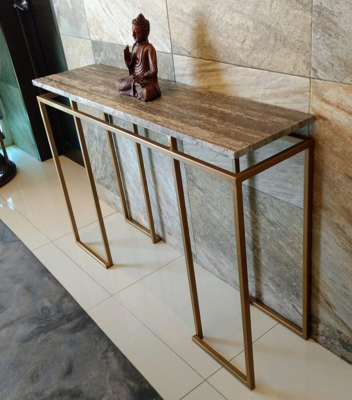 Credenza cubierta flotante