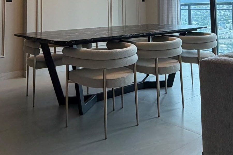 Base de mesa tipo Y con cubierta y sillas